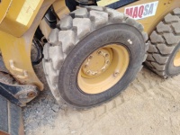 cat-r2l00692-10237600