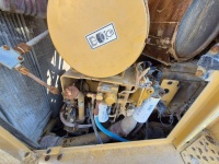 cat-mb800468-10209245