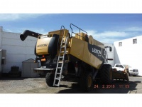 lexion-combine-57800736-2406019