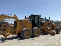 cat-b9d05079-10215307